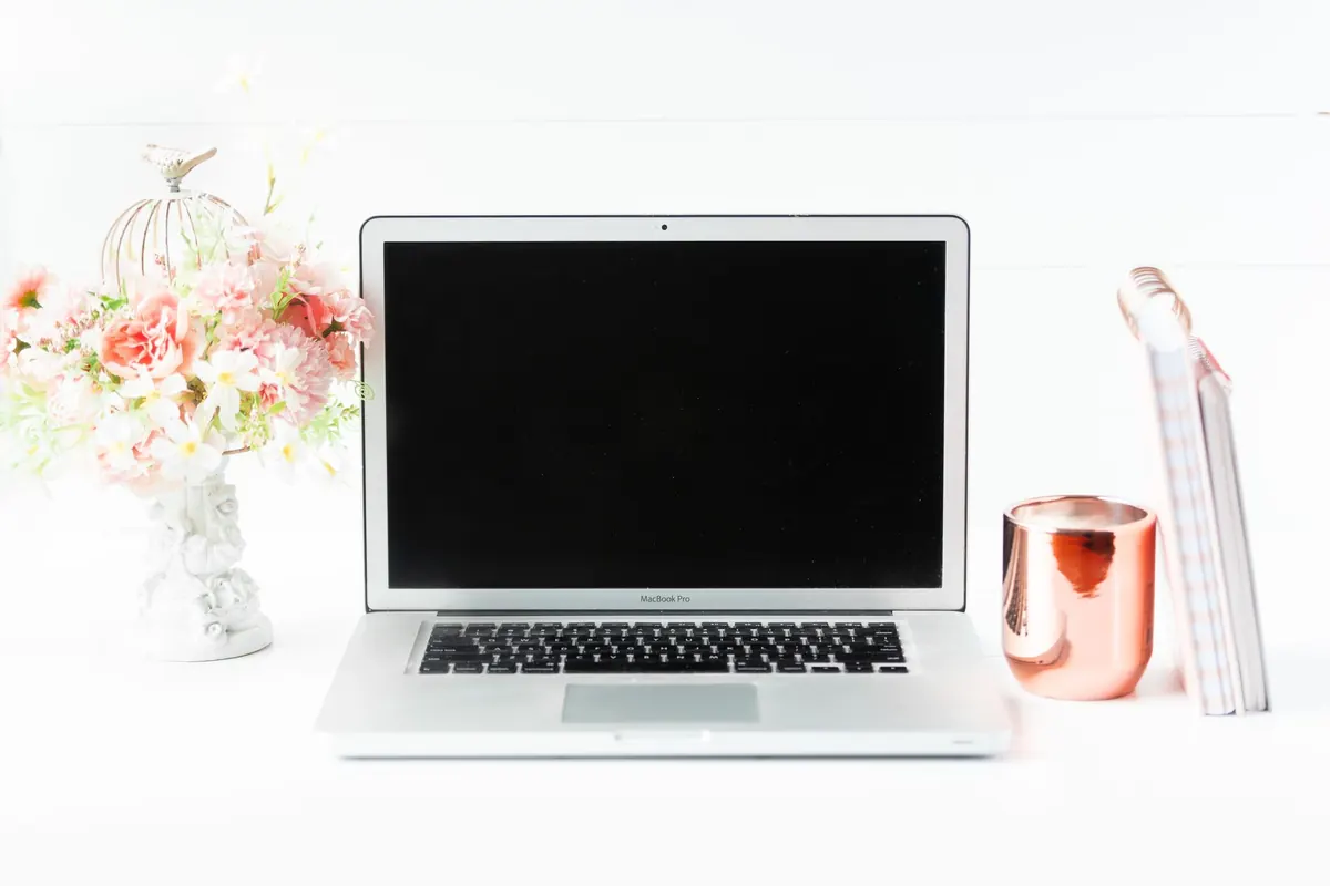 Spring Cleaning Your Home Office: A 7-Day Checklist for a Fresh Start